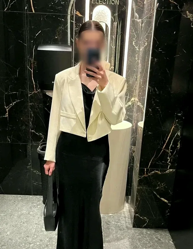 Anna, 31