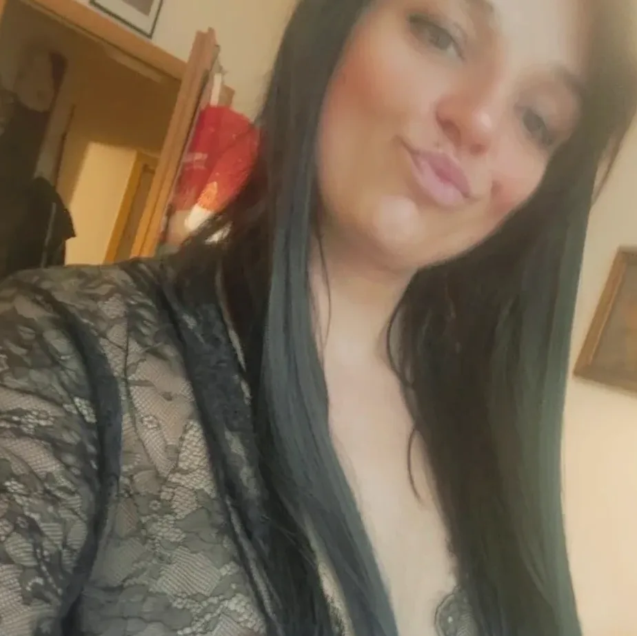 Kira, 36