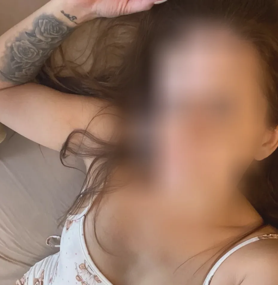 Sophia, 25